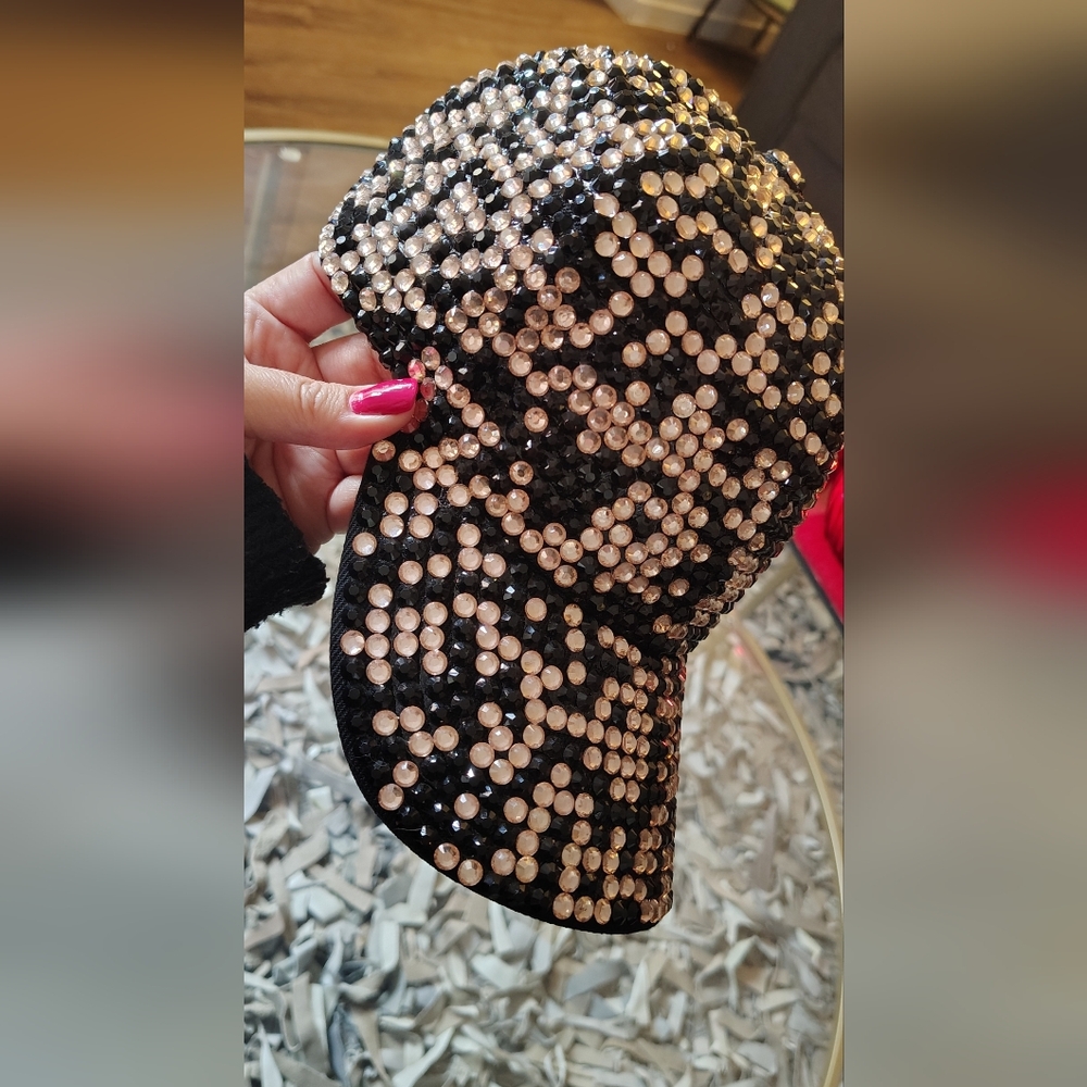 Stones Cap